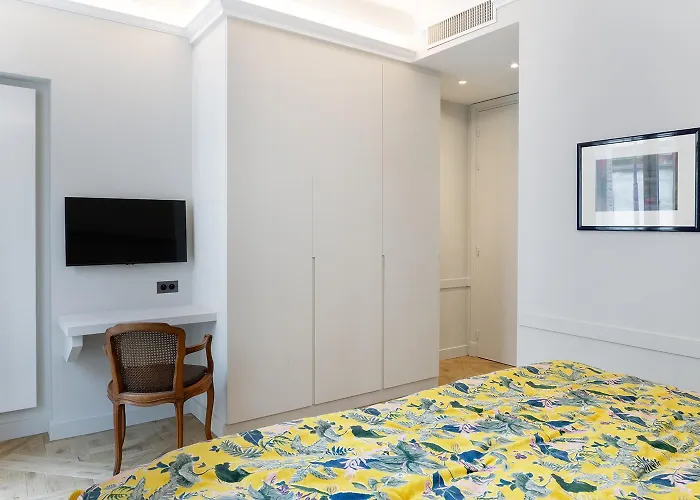 Pick A Flat's In Saint-germain, Bon Marche - Rue De Babylone Apartment *