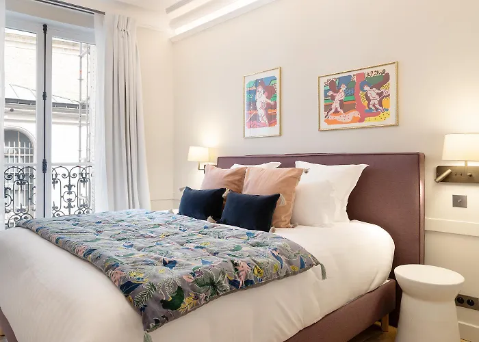 Pick A Flat's In Saint-germain, Bon Marche - Rue De Babylone Apartment Paris