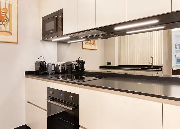 Pick A Flat's In Saint-germain, Bon Marche - Rue De Babylone