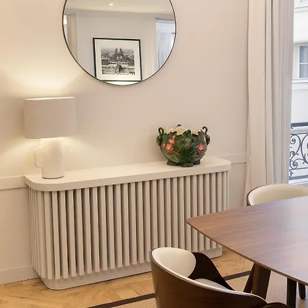 Pick A Flat's In Saint-germain, Bon Marche - Rue De Babylone Apartment *